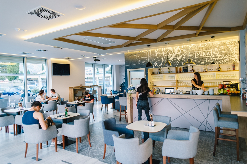 Energy Commerce Caffe Bar